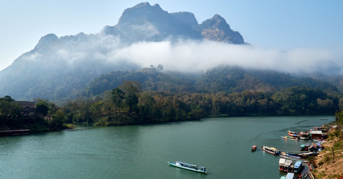 Featured image for Nong Khiaw：老挝琅勃拉邦以北的秘境悬崖小镇